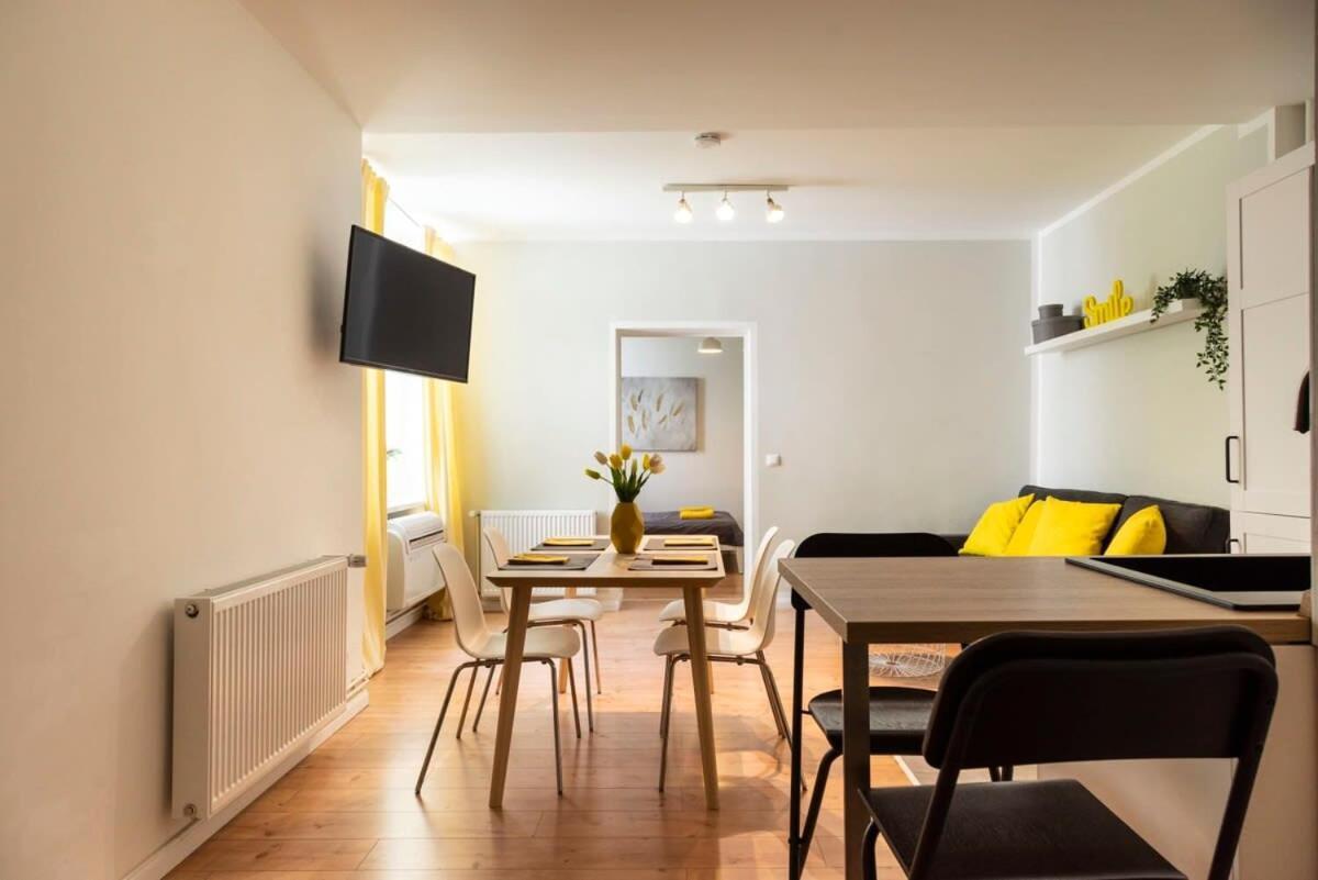 Cosy Two Br Plus Self Checkin Plus Street Parking Berlin Zewnętrze zdjęcie
