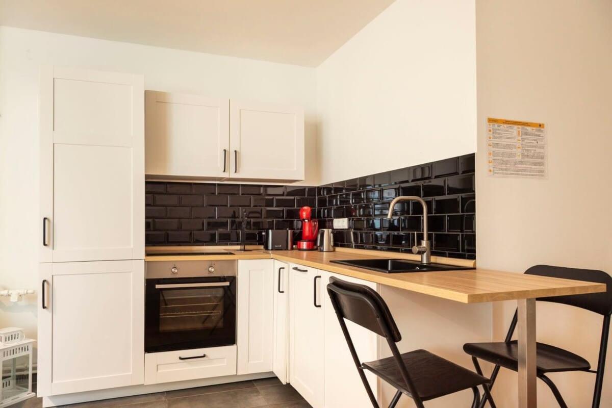 Cosy Two Br Plus Self Checkin Plus Street Parking Berlin Zewnętrze zdjęcie